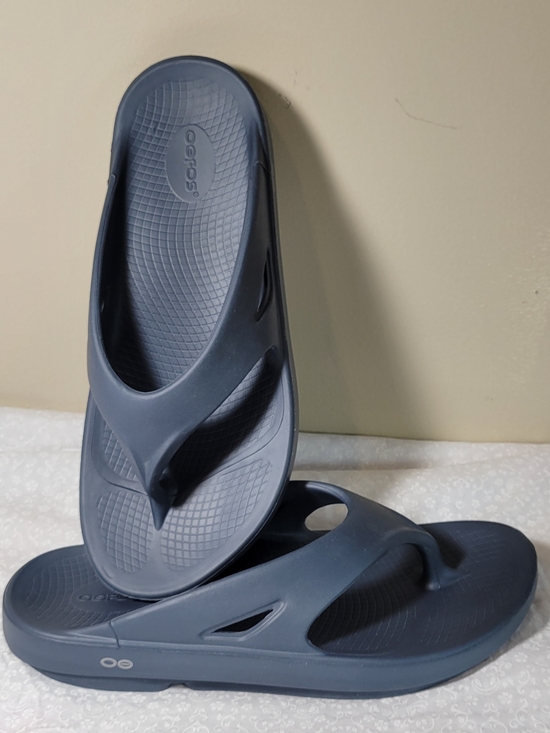 OOFOS Other - OOFOS Men's OOahh Sport Thong Sandals - Slate Blue NWOT